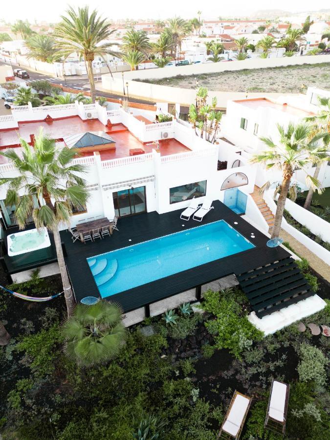 Villa Los Flamencos by Veaco- Beachfront&pool Corralejo Exterior foto